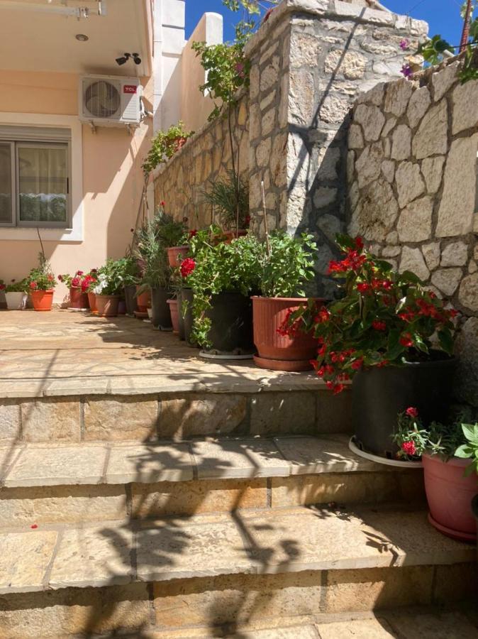 Himara Apartments Esterno foto