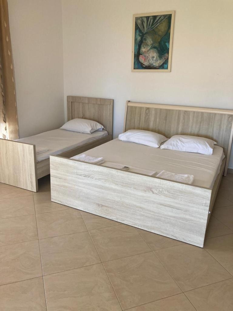 Himara Apartments Esterno foto