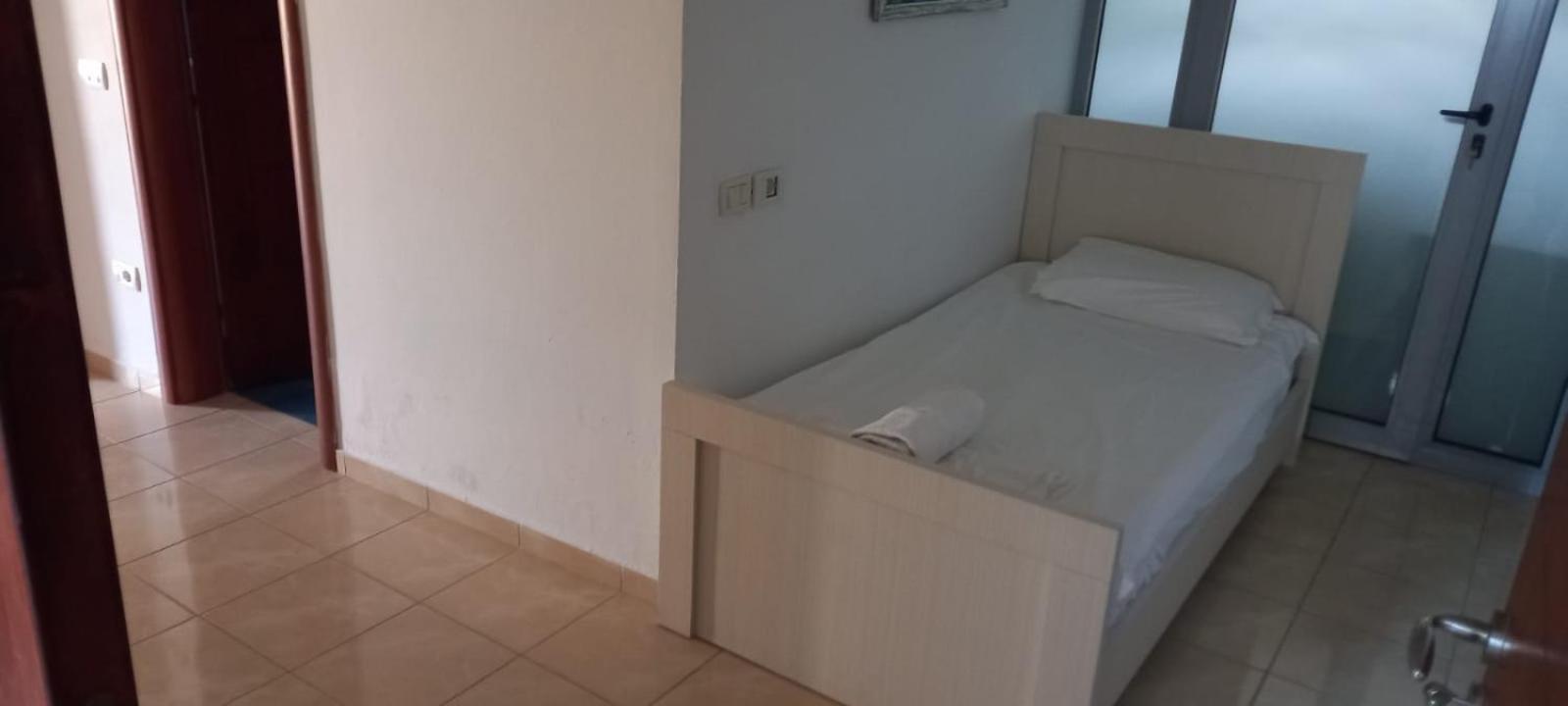 Himara Apartments Esterno foto